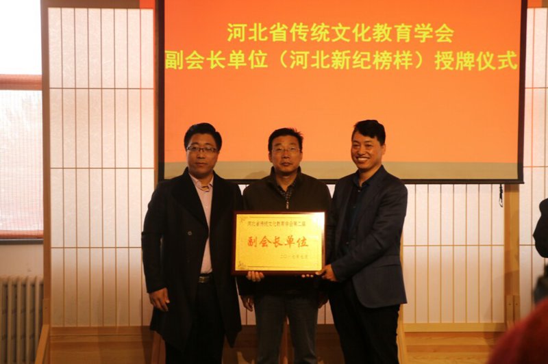 春天里的温暖：喜春网带你领略最新行业趋势